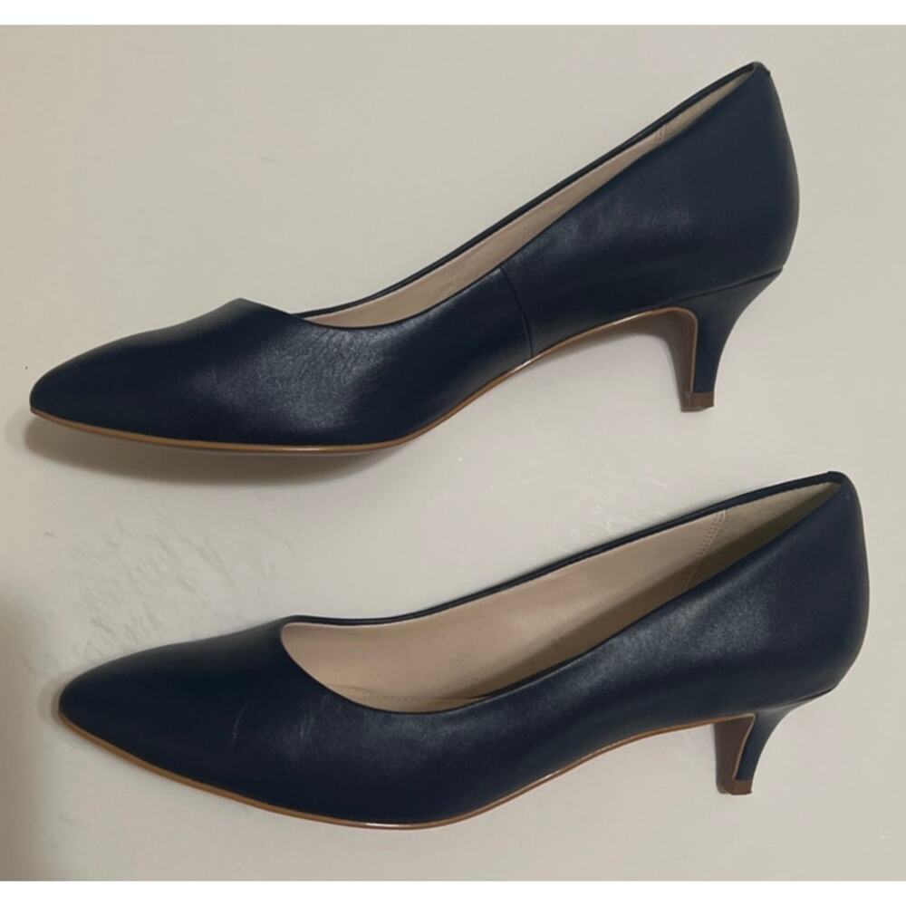 Cole Haan Navy Blue Pointed Leather Kitten Heels Pumps Size 8.5 - Picture 3 of 8